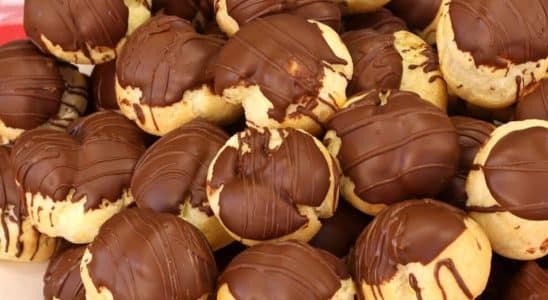 CAROLINAS RECHEADAS COM CREME