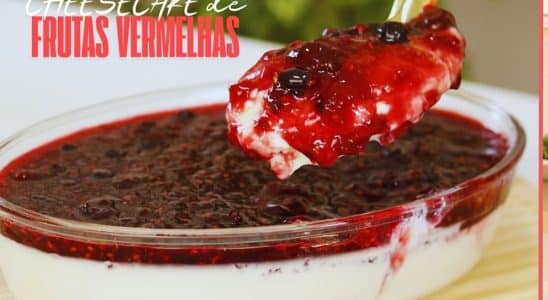 CHEESECAKE DE FRUTAS VERMELHAS