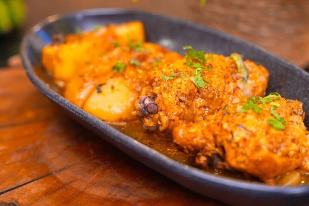 FRANGO NA PANELA DE PRESSÃO