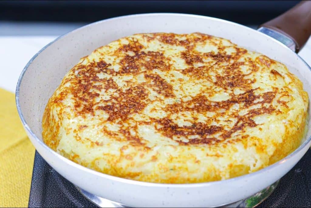 LANCHE DE FRANGO COM BATATA