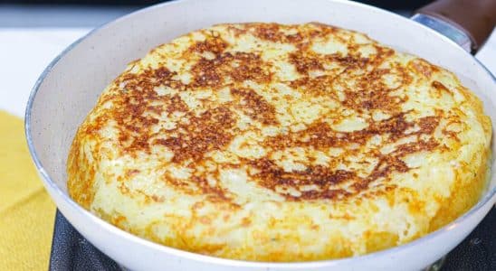 LANCHE DE FRANGO COM BATATA