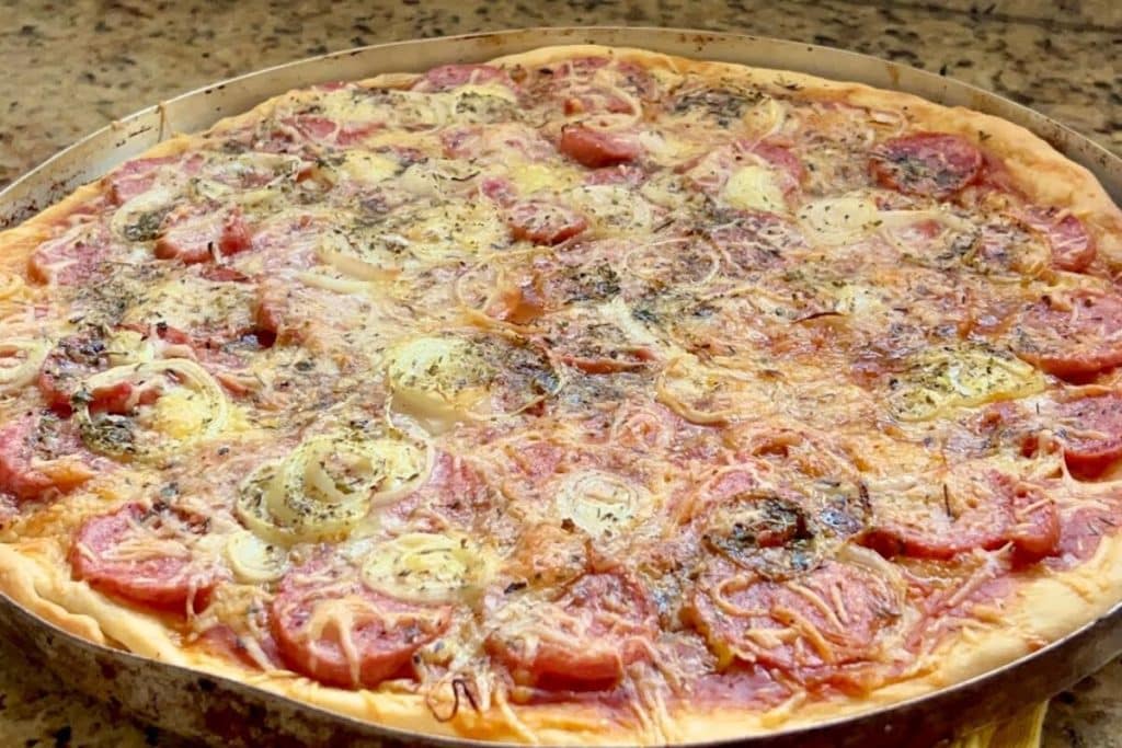 MASSA DE TORTA COM MAIONESE