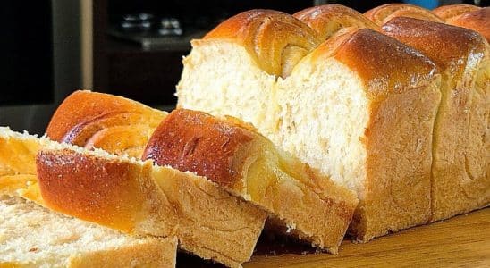 PÃO CASEIRO AMANTEIGADO
