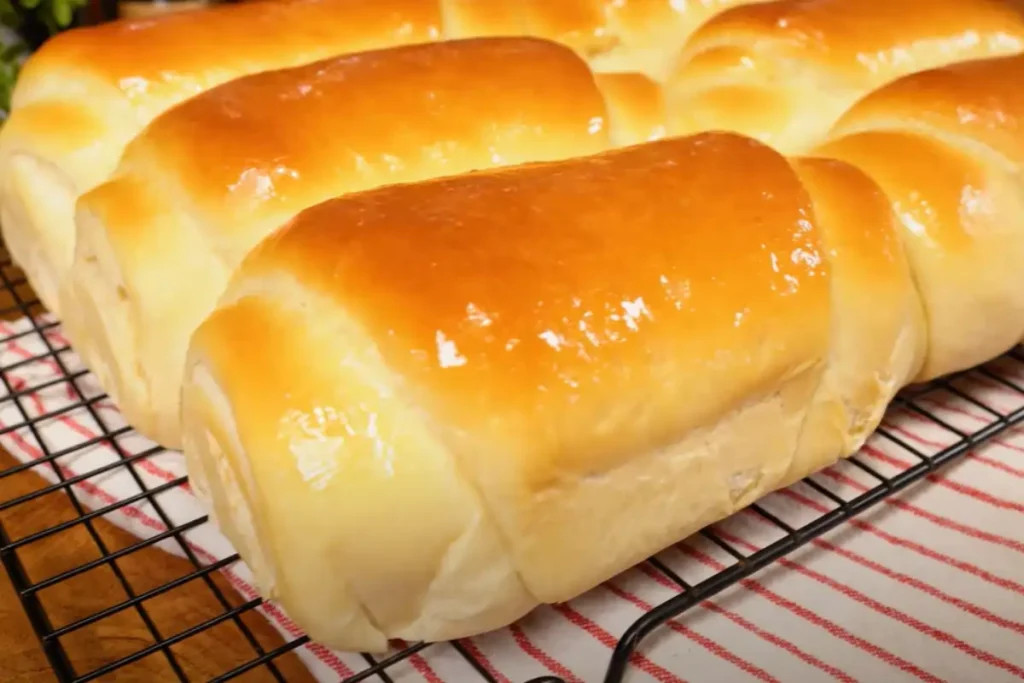 Pão caseiro de iogurte: macio, fofinho e fácil de fazer perfeito para o café da manhã em família 4 PAO CASEIRO DE IOGURTE 02 09 1