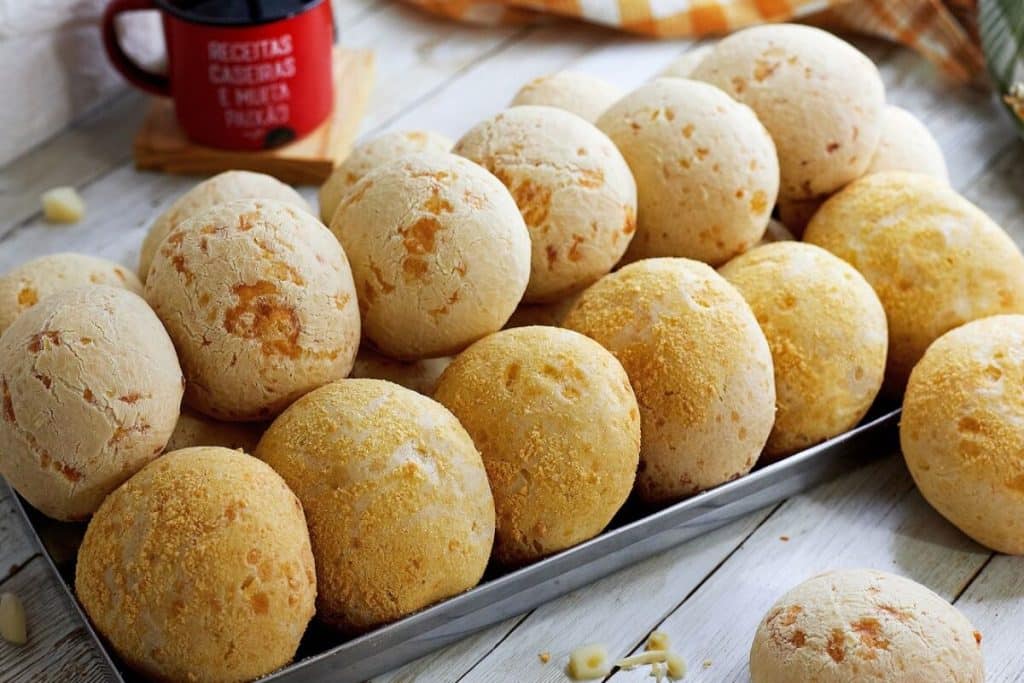 PÃO DE QUEIJO DE CEBOLA