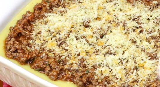 POLENTA COM CARNE MOÍDA