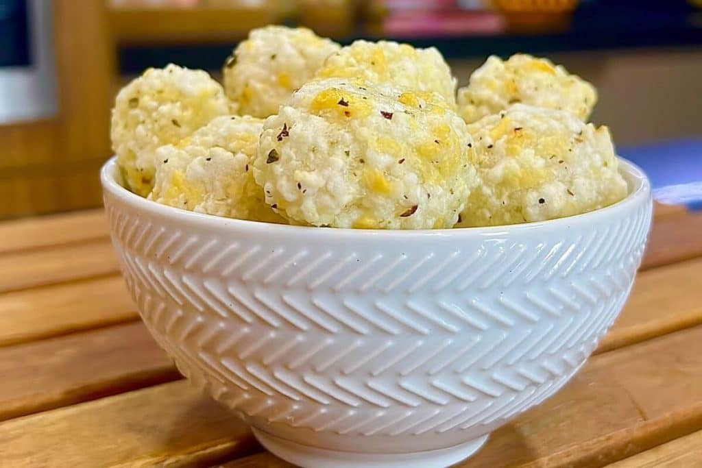 SALGADINHO DE TAPIOCA