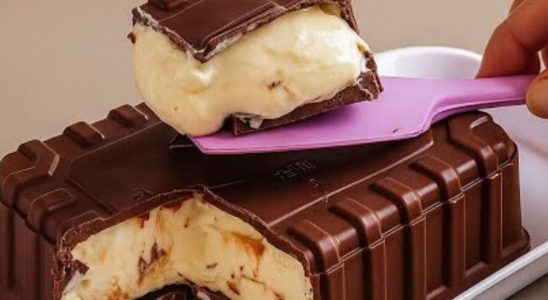 SOBREMESA COM 4 INGREDIENTES