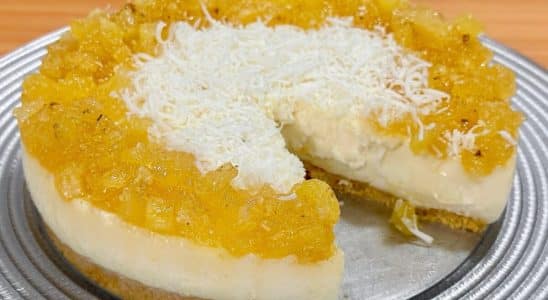 SOBREMESA DE ABACAXI