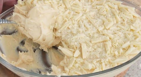 SOBREMESA MOÇA GELADA