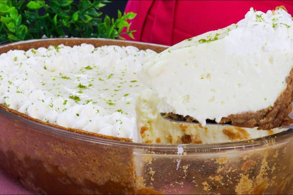 TORTA DE LIMÃO NA TRAVESSA