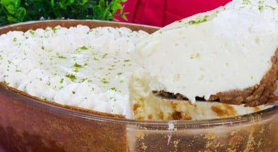 TORTA DE LIMÃO NA TRAVESSA