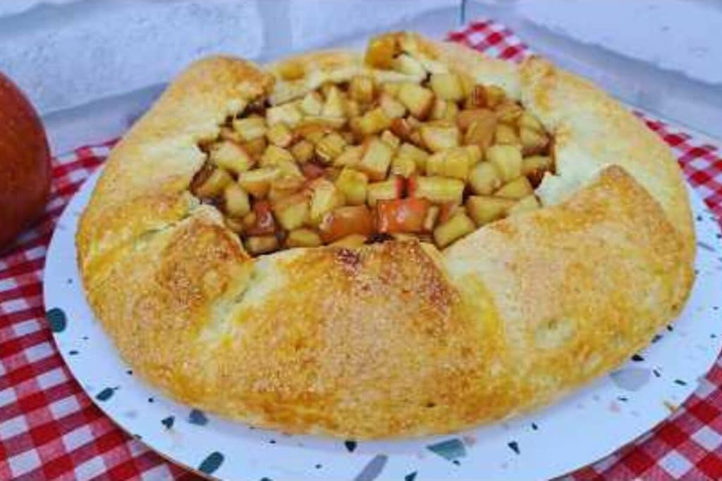 TORTA DE MAÇÃ