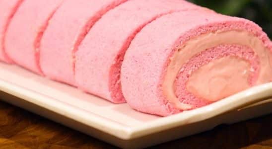 rocambole de morango