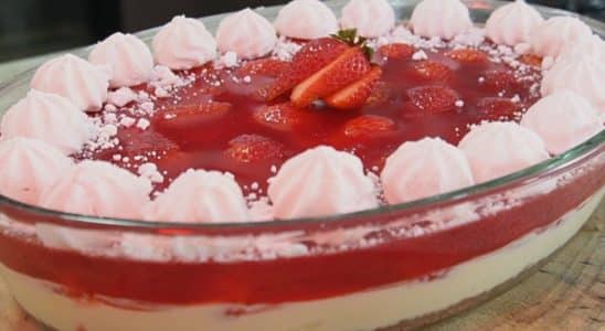 sobremesa fácil de morango