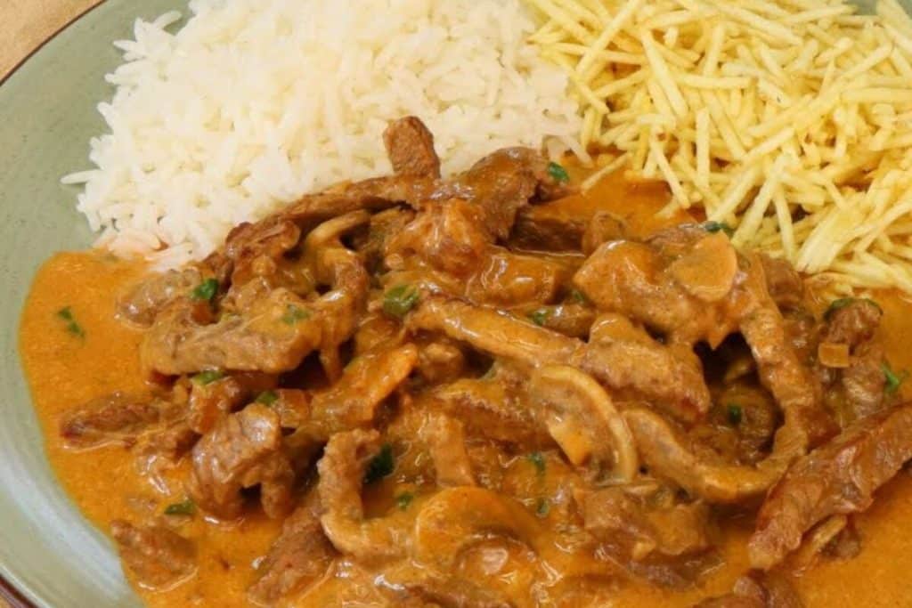 strogonoff de carne perfeito