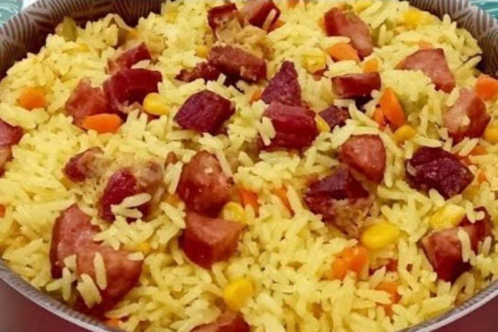 arroz simples com carne seca