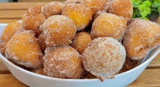 bolinho de chuva de cenoura