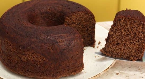 bolo de chocolate para iniciantes