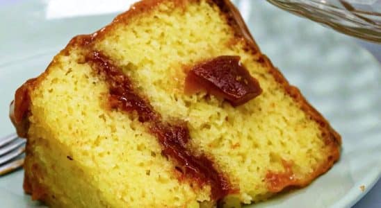bolo de queijo com goiabada