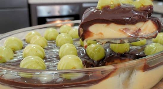 BOMBOM DE UVA NA TRAVESSA