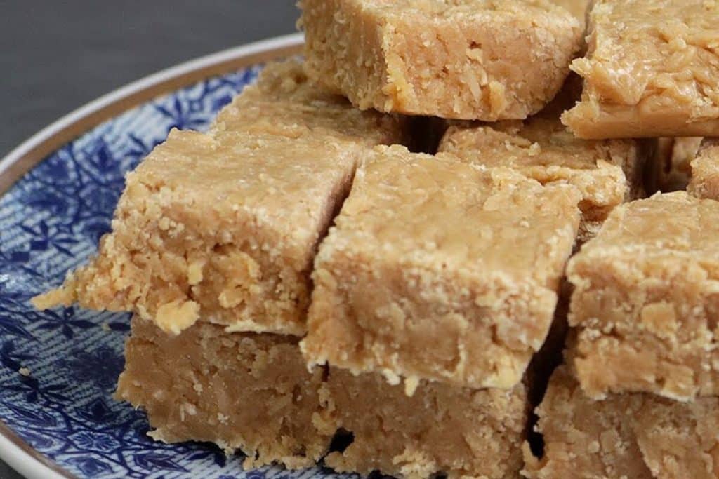 cocada caseira de leite condensado