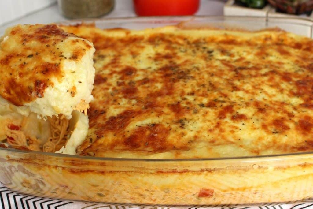 escondidinho de frango com requeijão