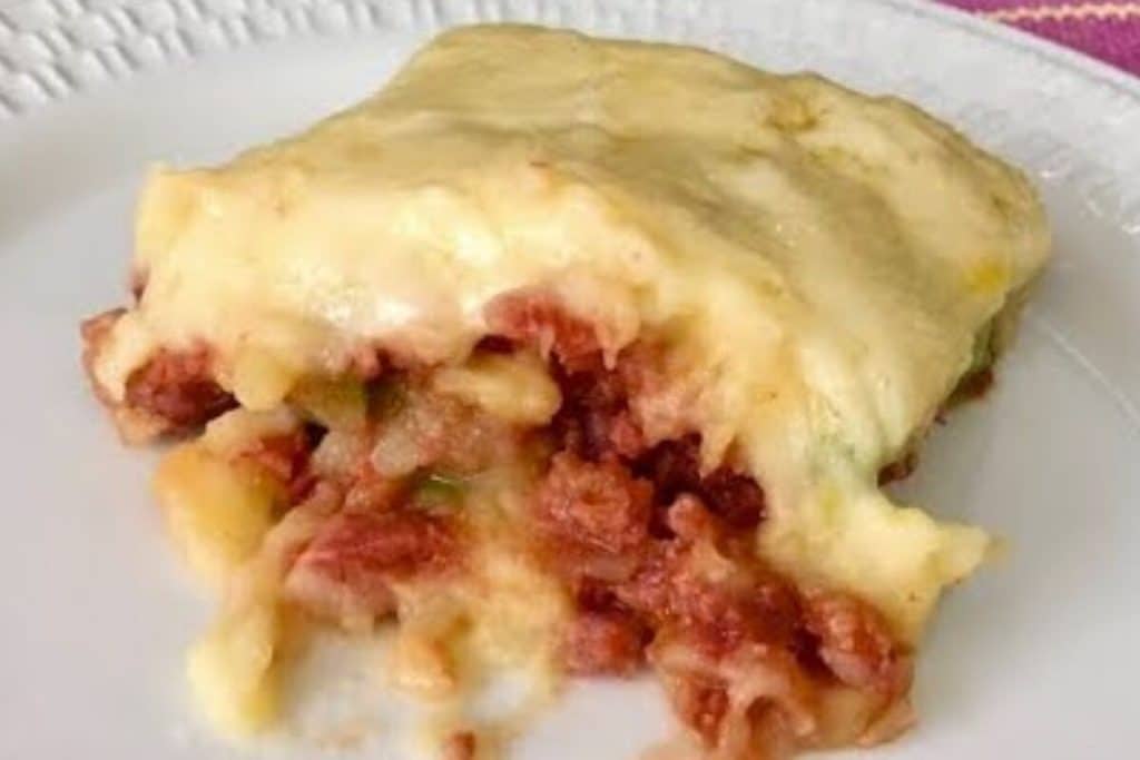 escondidinho de calabresa