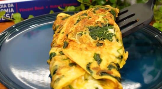 omelete com espinafre
