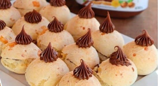 pão de queijo com nutella