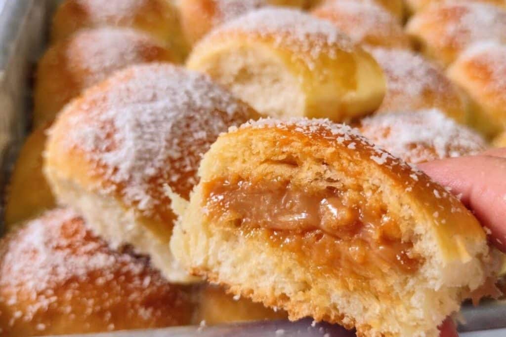 pãozinho doce recheado