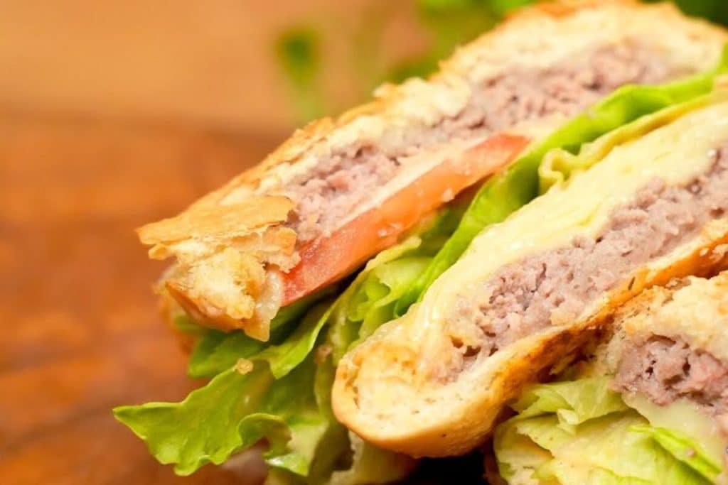 sanduíche de carne moída