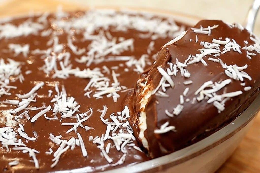 sobremesa nuvem na travessa