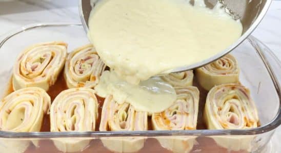 almoço com massa de pastel