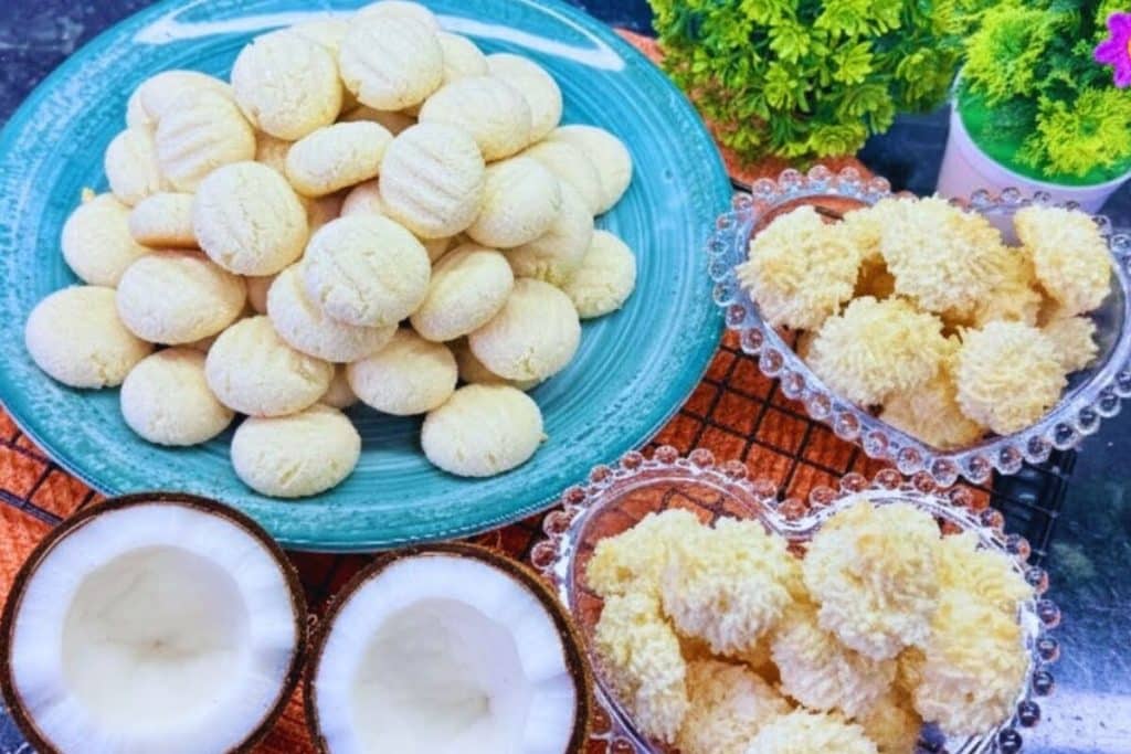 biscoito de coco com leite condensado