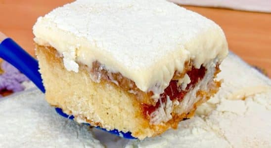 bolo de banana caramelizada