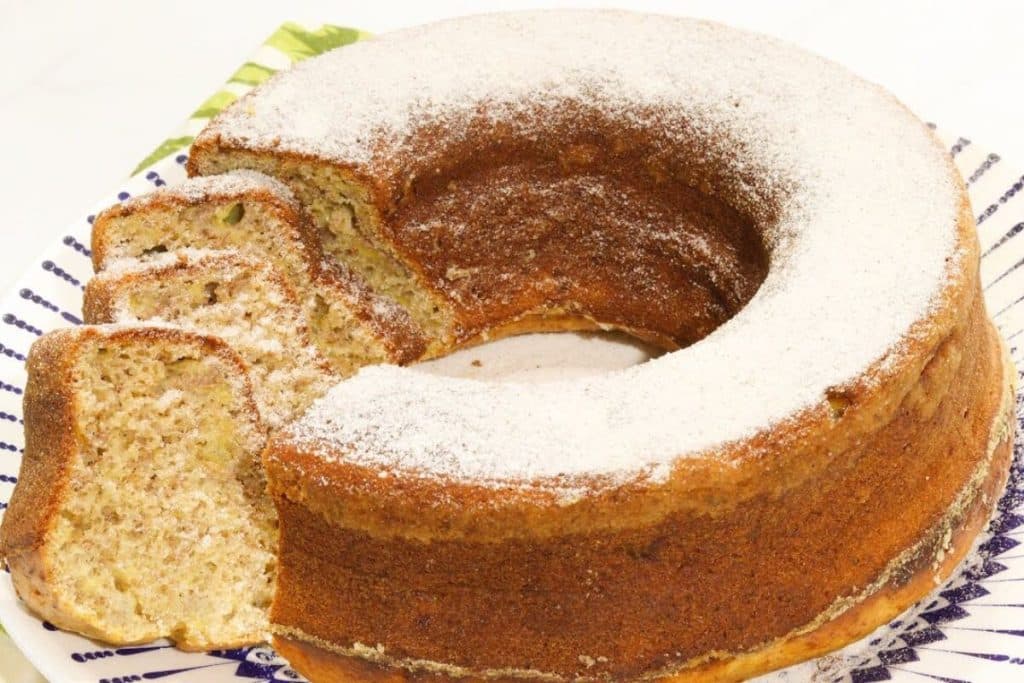 bolo de banana simples