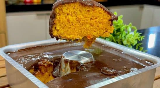 bolo de cenoura fofinho