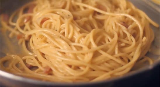 espaguete a carbonara