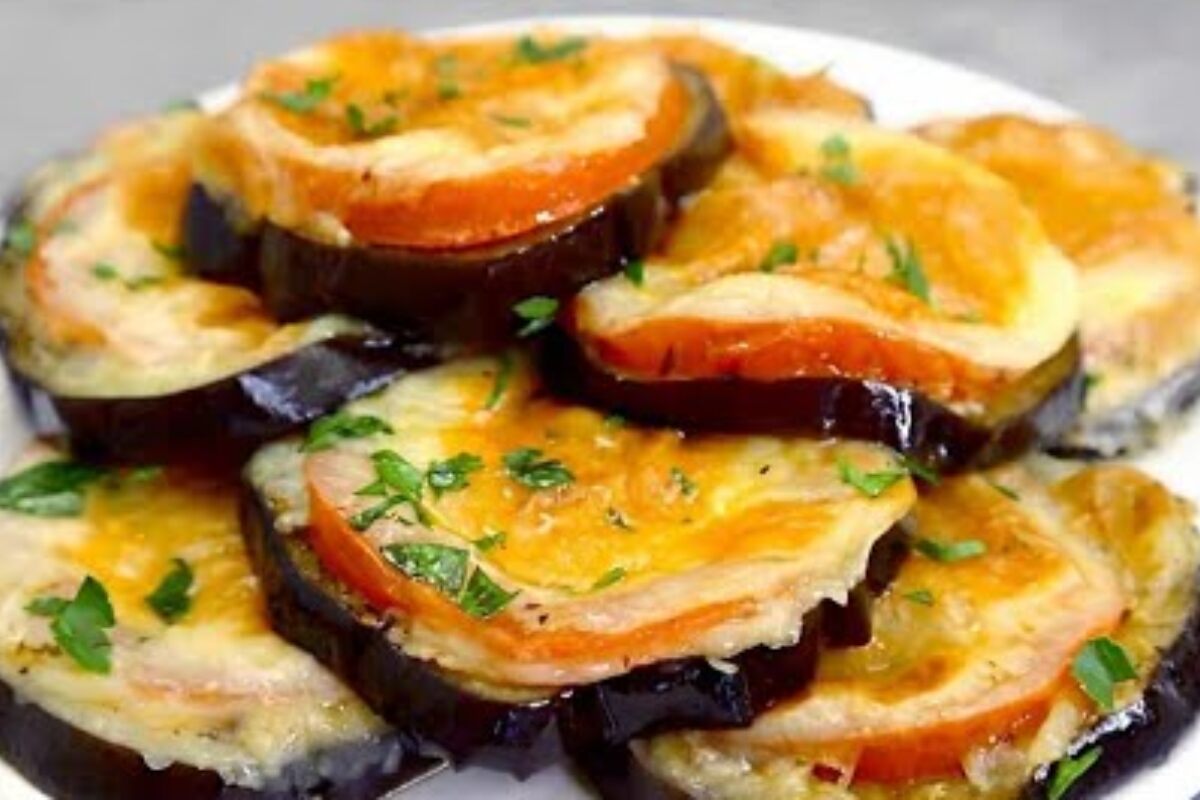 Receita de berinjela assada no forno, fácil de fazer e com sabor que ...