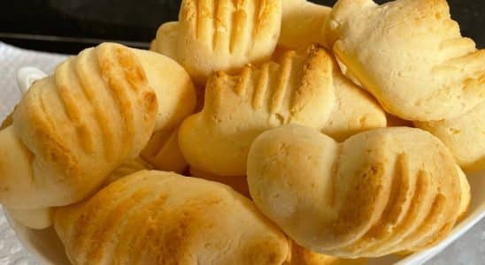biscoito de queijo com nata