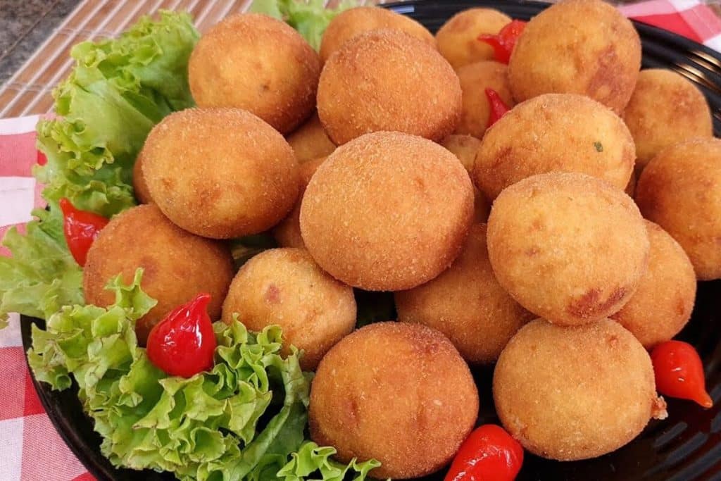 bolinho de frango com bacon