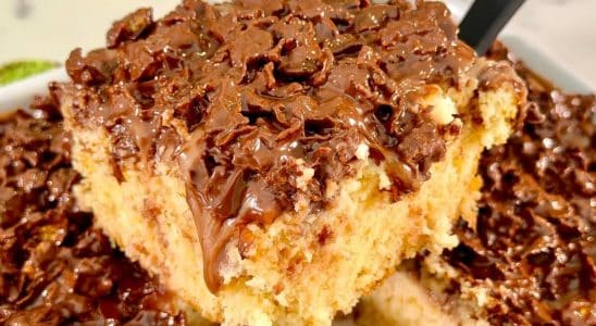 bolo crunch cake