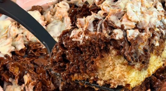 bolo de chocolate crocante