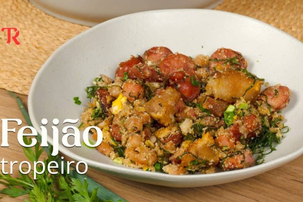 Feijão tropeiro: essa é a melhor receita que eu já fiz, super fácil e ...