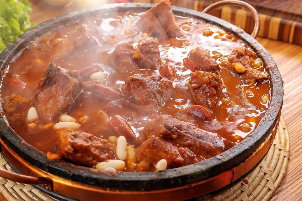 feijoada branca com costelinha