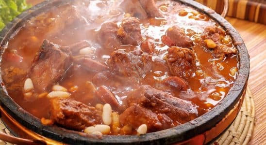 feijoada branca com costelinha