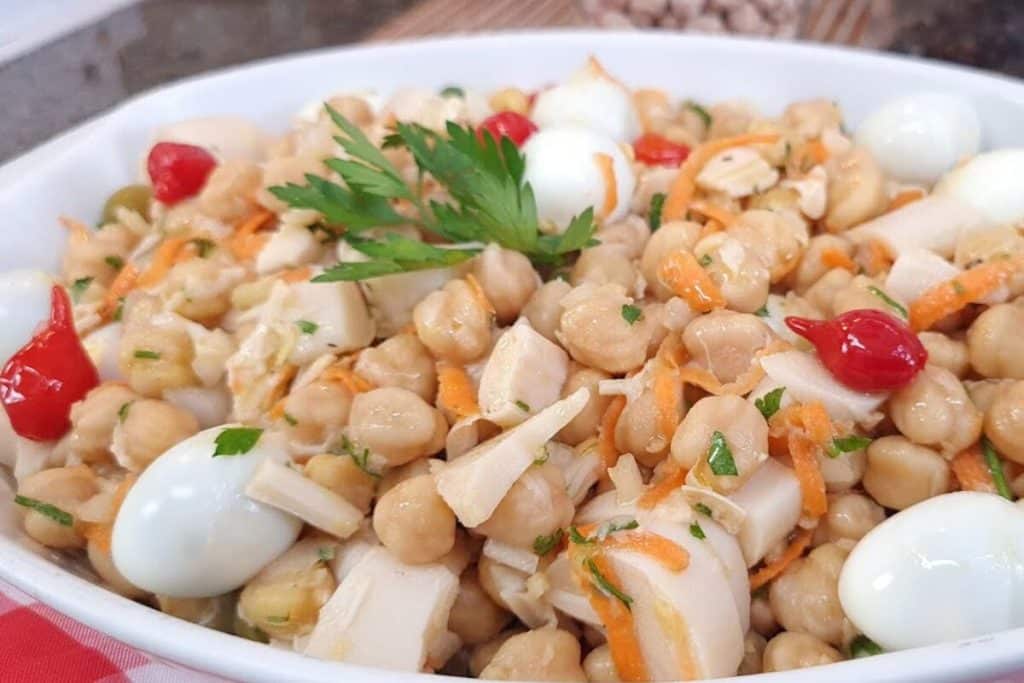 salada de grão de bico