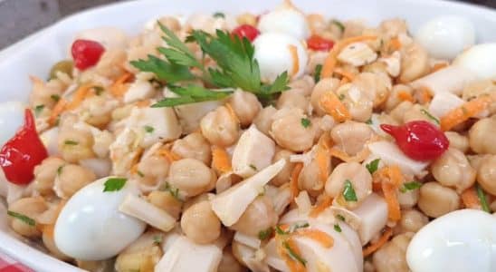 salada de grão de bico