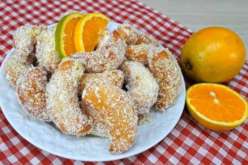 bolinho meia lua de iogurte